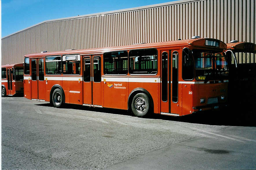 (040'720) - ZVB Zug - Nr. 20/ZG 3370 - FBW/T�scher am 1. Juni 2000 in Zug, Garage
