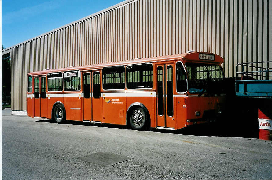 (040'721) - ZVB Zug - Nr. 22/ZG 3372 - FBW/T�scher am 1. Juni 2000 in Zug, Garage