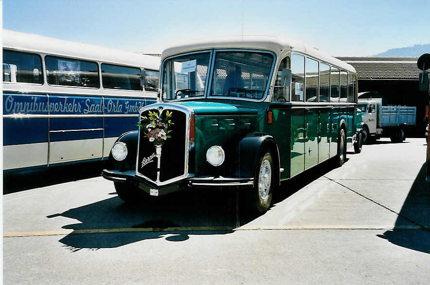 (041'029) - Meier, H�nenberg - Berna/R&J (ex AAGU Altdorf) am 18. Juni 2000 in Hinwil, AMP