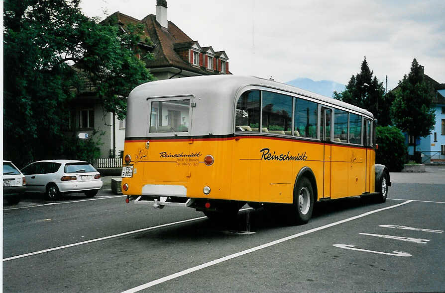 (041'703) - Aus Deutschland: Reinschmidt, St. Blasien - FR-R 8833 - FBW/T�scher (ex Schweizer Armee; ex P 24'594) am 9. Juli 2000 in Thun, Seestrasse