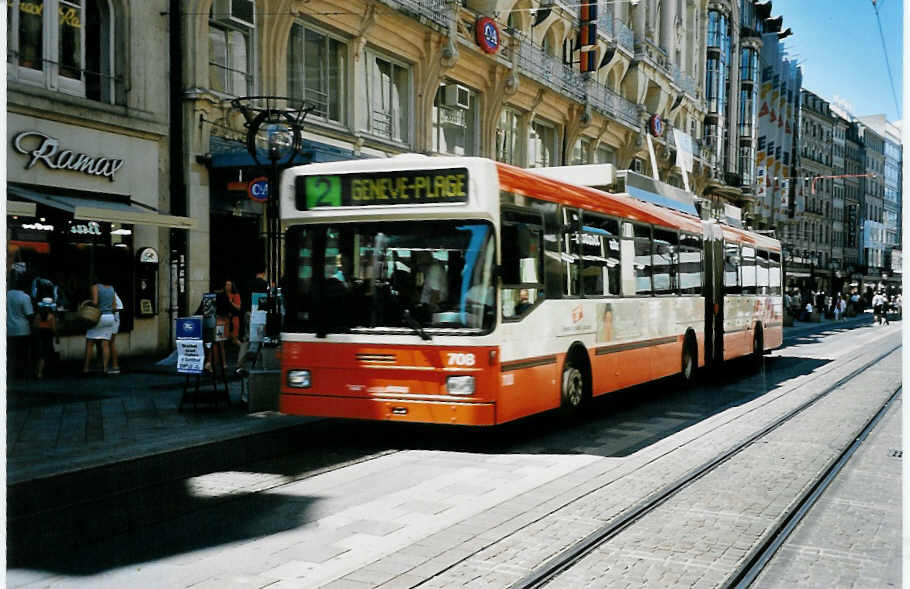 (042'129) - TPG Gen�ve - Nr. 708 - NAW/Hess Gelenktrolleybus am 19. Juli 2000 in Gen�ve, Rue Croix d'Or