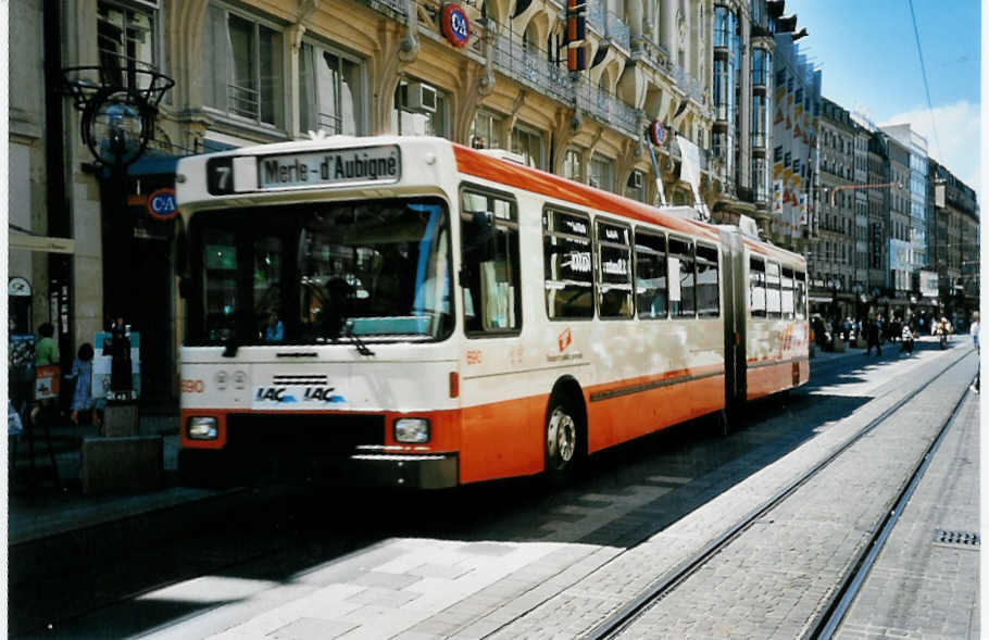 (042'136) TPG Gen�ve - Nr. 690 - NAW/Hess Gelenktrolleybus am 19. Juli 2000 in Gen�ve, Rue Croix d'Or