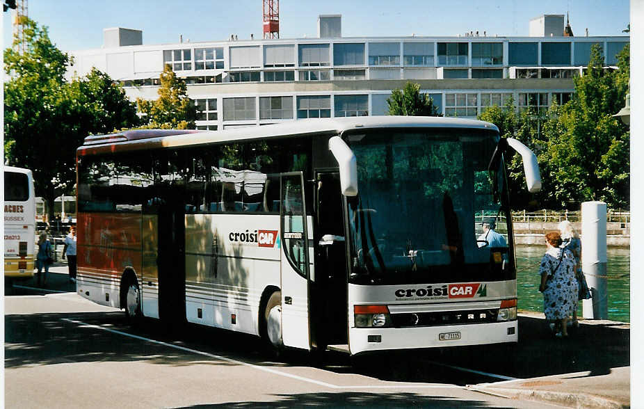 (042'327) - CJ Tramelan - Nr. 8/NE 71'115 - Setra am 1. August 2000 bei der Schiffl�ndte Thun