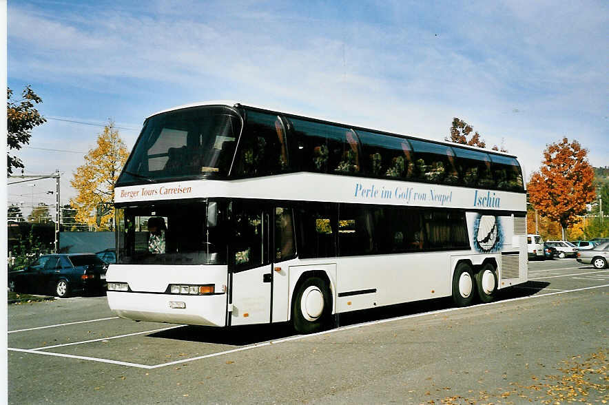 (043'635) - R�bsamen, Seuzach - ZH 75'371 - Neoplan am 25. Oktober 2000 in Thun, Seestrasse
