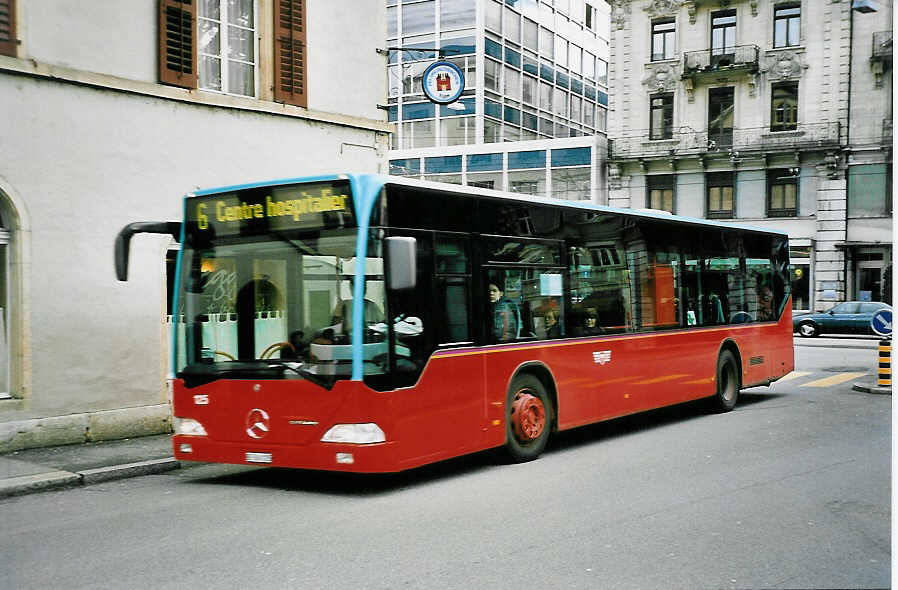 (044'622) - VB Biel - Nr. 125/BE 560'125 - Mercedes am 27. Januar 2001 in Biel, M�hlebr�cke