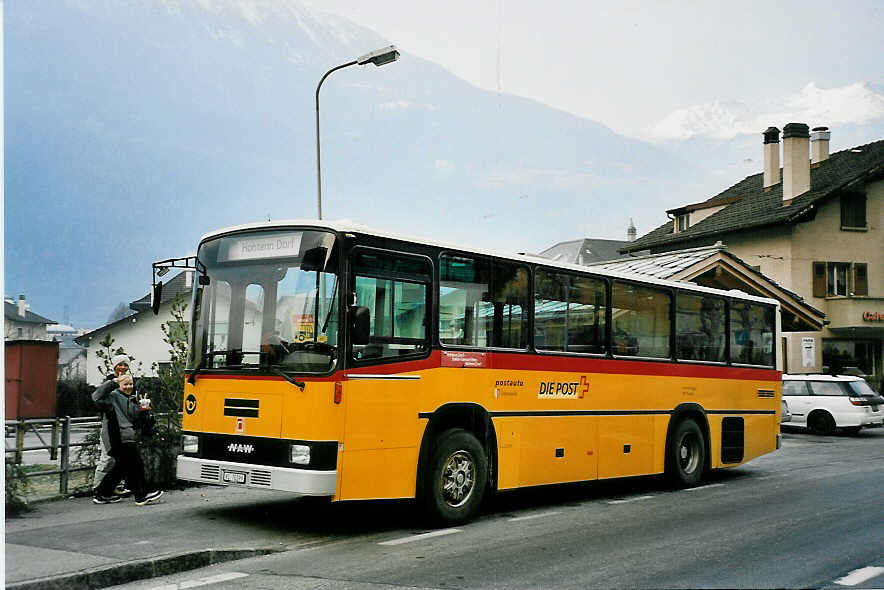(044'805) - Jaggi, Kippel - VS 70'399 - NAW/R&J (ex Bregy, Hohtenn) am 20. Februar 2001 in Steg, B�ckerei