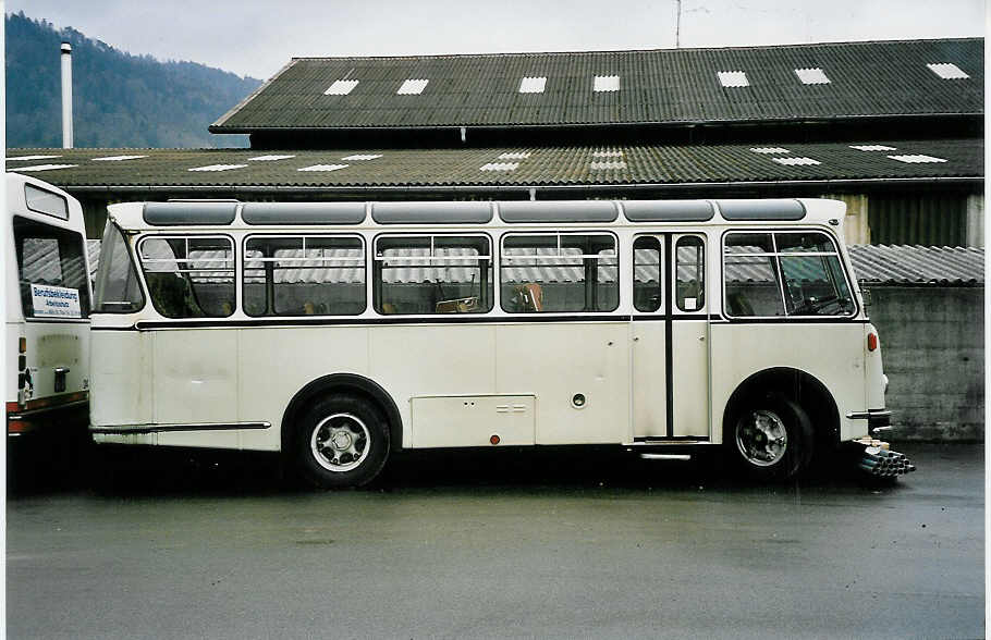 (045'213) - Brunner, Thun - FBW/FHS (ex M+79'510) am 8. M�rz 2001 in Thun, Garage STI