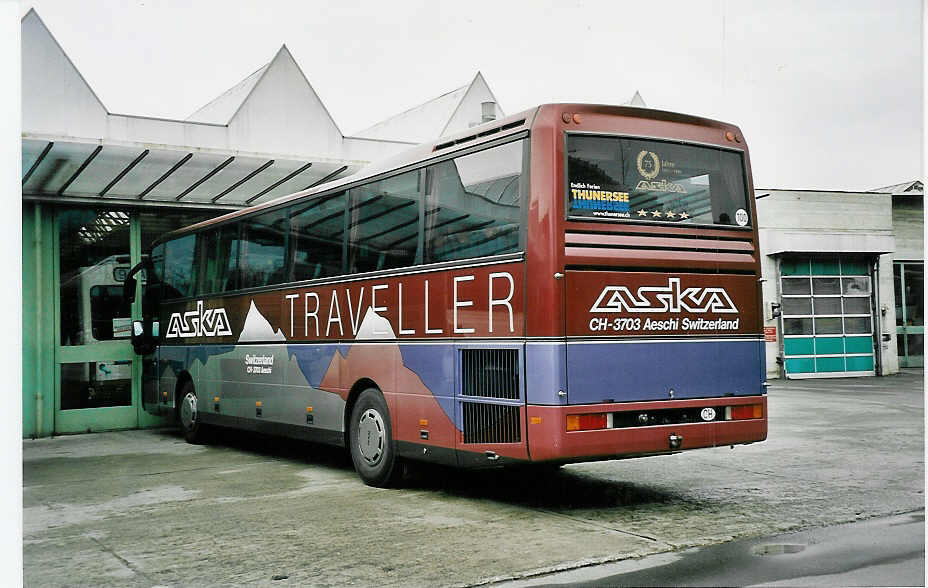 (045'215) - ASKA Aeschi - Nr. 12 - MAN am 8. M�rz 2001 in Thun, Garage STI