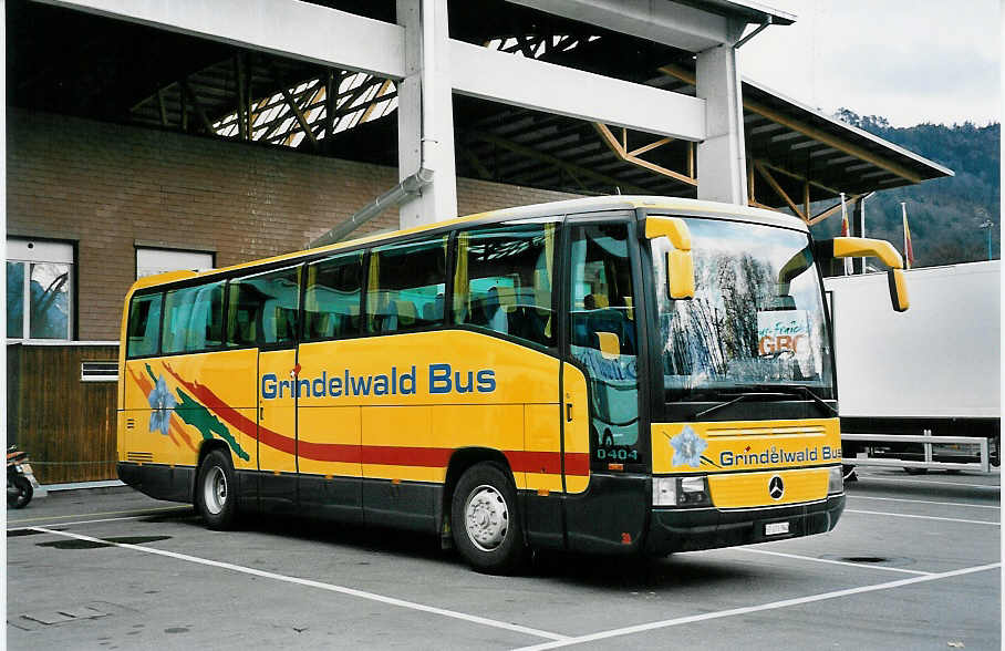 (045'216) - AVG Grindelwald - Nr. 30/BE 171'240 - Mercedes am 9. M�rz 2001 in Thun, Grabengut