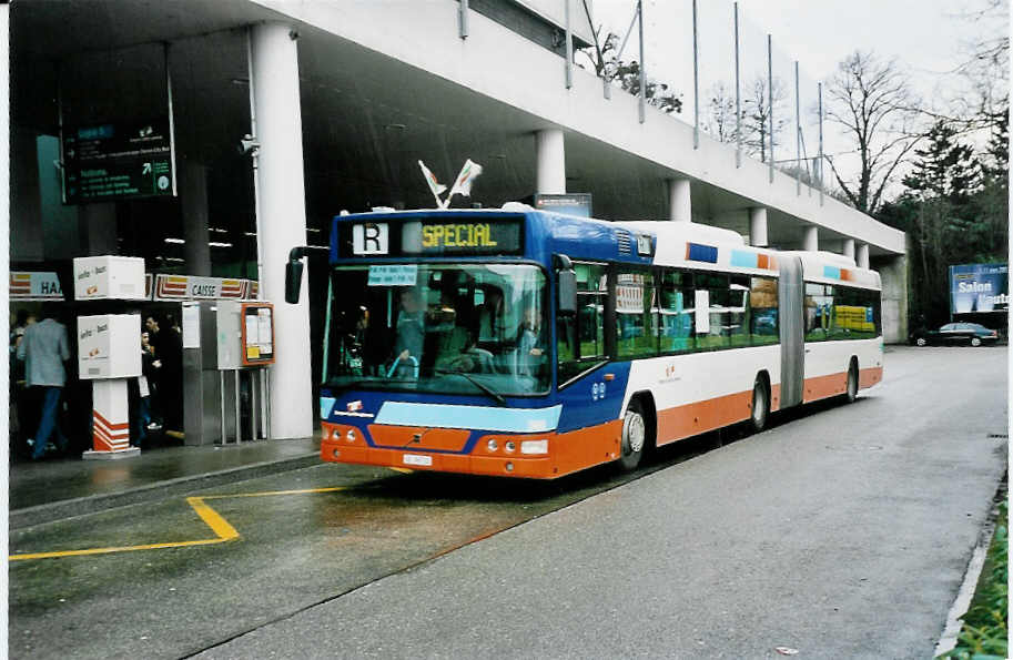 (045'233) - TPG Gen�ve - Nr. 360/GE 96'732 - Volvo am 11. M�rz 2001 in Gen�ve, Palexpo