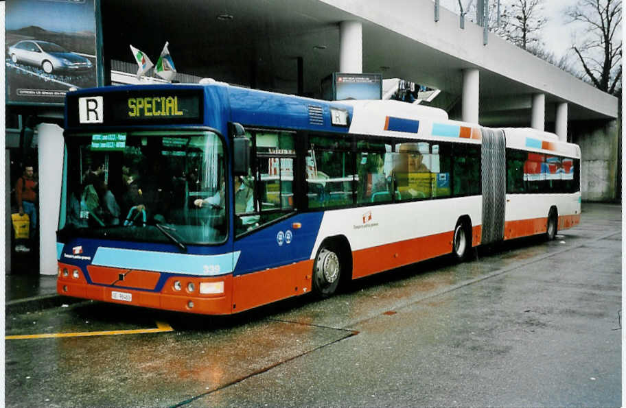 (045'303) - TPG Gen�ve - Nr. 339/GE 96'463 - Volvo am 11. M�rz 2001 in Gen�ve, Palexpo