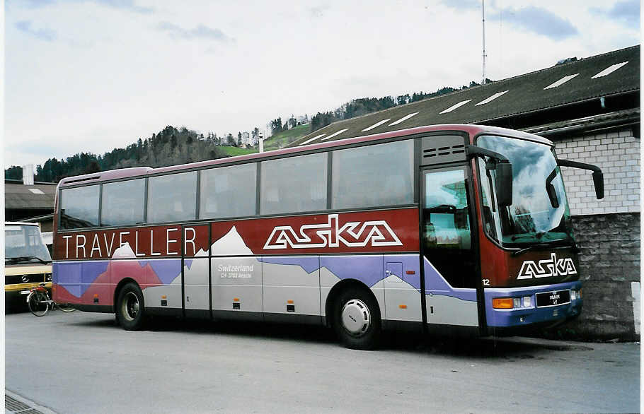 (045'416) - ASKA Aeschi - Nr. 12 - MAN am 19. M�rz 2001 in Thun, Garage STI
