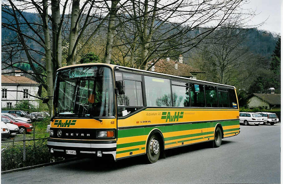 (045'616) - STI Thun - Nr. 18/BE 26'814 - Setra (ex AvH Heimenschwand Nr. 1) am 3. April 2001 bei der Schiffl�ndte Thun
