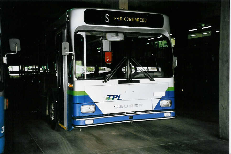 (046'007) - TPL Lugano - Nr. 49/TI 102'228 - Saurer/R&J (ex VBZ Z�rich Nr. 274) am 23. April 2001 in Pregassona, Deposito
