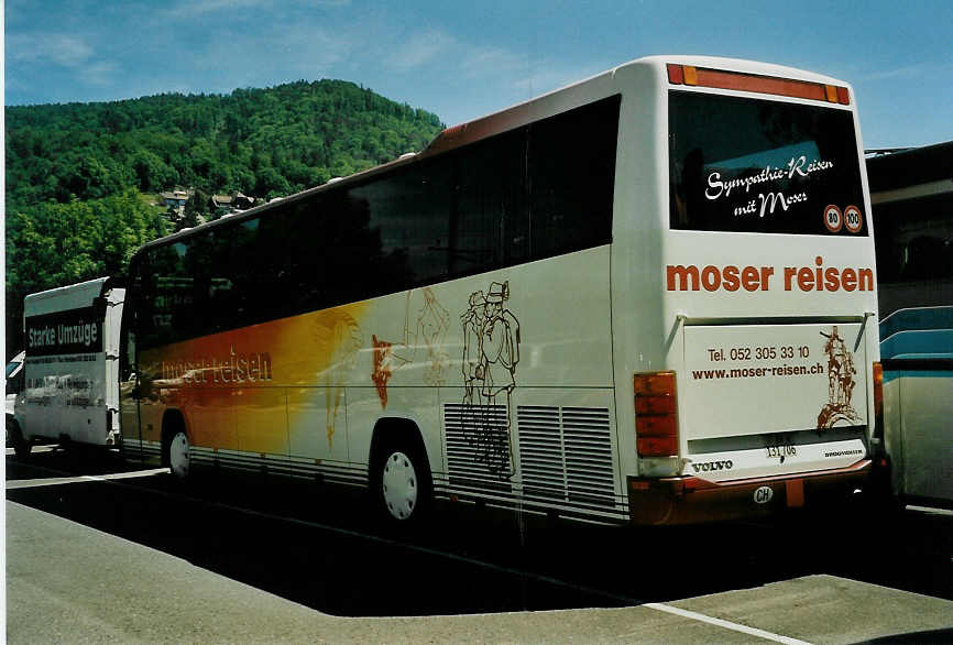 (046'835) - Moser, Flaach - ZH 131'706 - Volvo/Dr�gm�ller am 30. Mai 2001 in Thun, Seestrasse