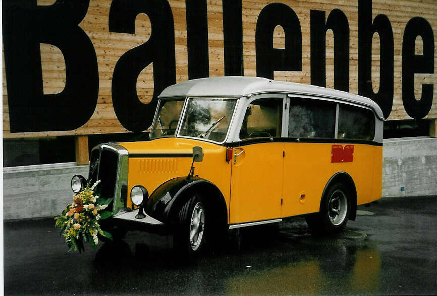 (047'029) - Rieser, H�tten - ZH 65'038 - Saurer/Saurer (ex Bastler im Sihltal; ex Lienert, Einsiedeln; ex Steiner, Meikirch) am 10. Juni 2001 in Ballenberg, West