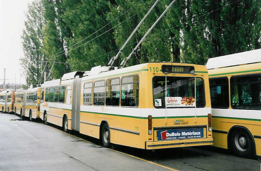 (047'235) - TN Neuch�tel - Nr. 110 - NAW/Hess Gelenktrolleybus am 16. Juni 2001 in Neuch�tel, D�p�t