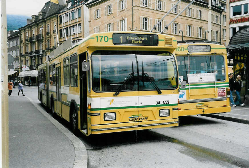 (047'316) - TN Neuch�tel - Nr. 170 - FBW/Hess Gelenktrolleybus am 16. Juni 2001 in Neuch�tel, Place Pury