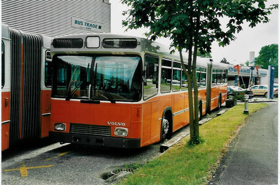 (048'004) - TPG Gen�ve - Nr. 178 - Volvo/R&J-Hess am 14. Juli 2001 in Biel, BTR