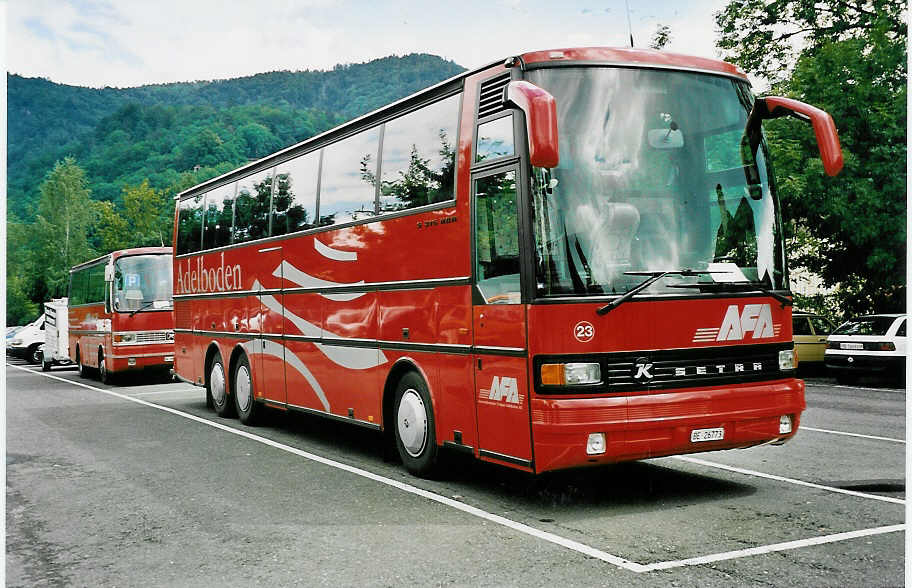 (049'005) - AFA Adelboden - Nr. 23/BE 26'773 - Setra (ex Fl�ck, Brienz) am 10. August 2001 in Thun, Seestrasse