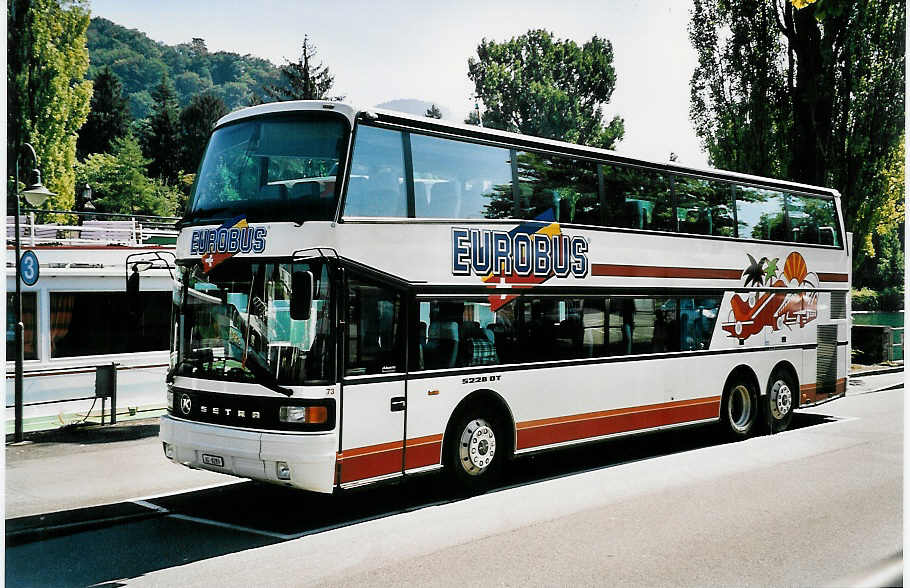 (049'236) - Knecht, Windisch - Nr. 73/AG 8289 - Setra am 24. August 2001 bei der Schiffl�ndte Thun
