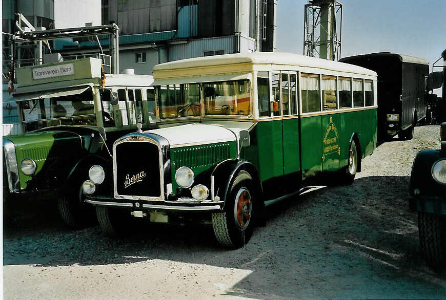 (049'321) - D�rfliger, Egerkingen - Berna/Hess (ex Hagmann, Winterthur; ex AGG Olten) am 25. August 2001 in Niederbipp, Saurertreffen