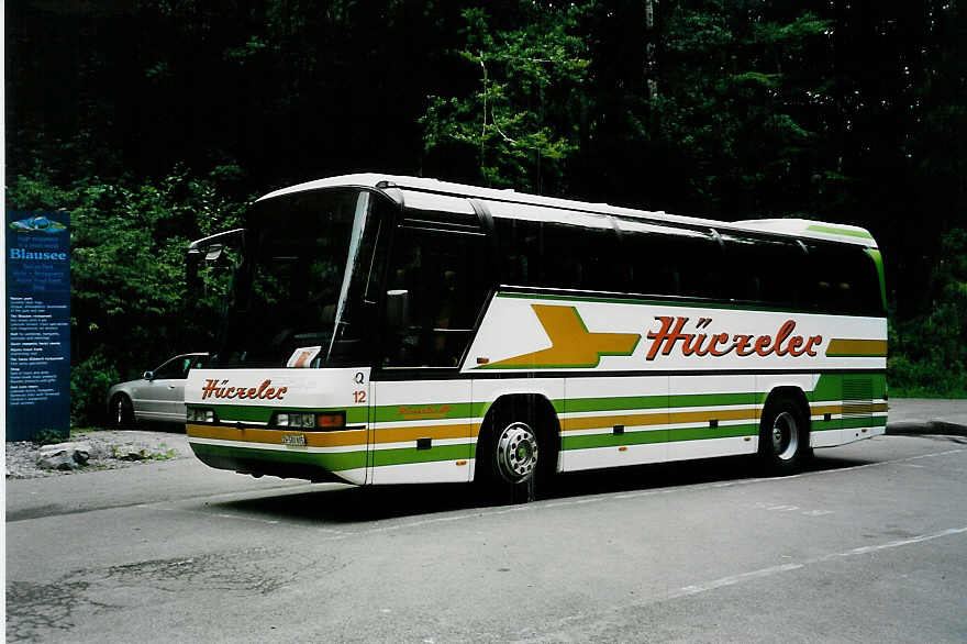 (049'626) - H�rzeler, Dietikon - Nr. 12/ZH 580'805 - Neoplan am 9. September 2001 beim Blausee