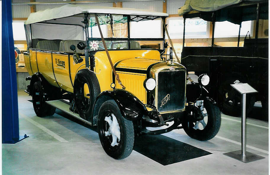 (050'014) - R�llin, Hirzel - FBW/Seitz-Hess (ex P 2881/1529) am 6. Oktober 2001 in Wetzikon, FBW-Museum