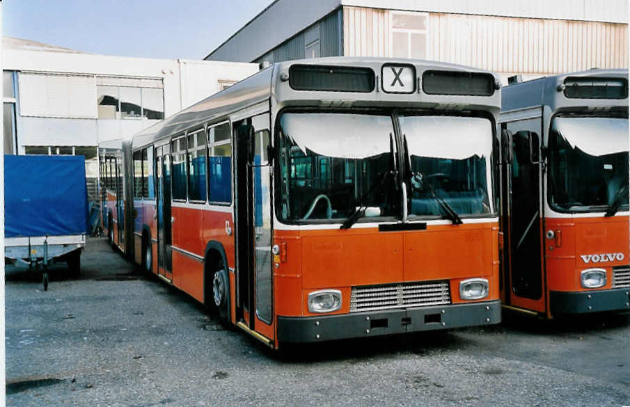 (050'828) - TPG Gen�ve - Nr. 169 - Volvo/R&J am 15. Dezember 2001 in Biel, BTR