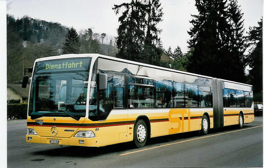 (051'618) - STI Thun - Nr. 84/BE 543'384 - Mercedes am 19. Januar 2002 bei der Schiffl�ndte Thun