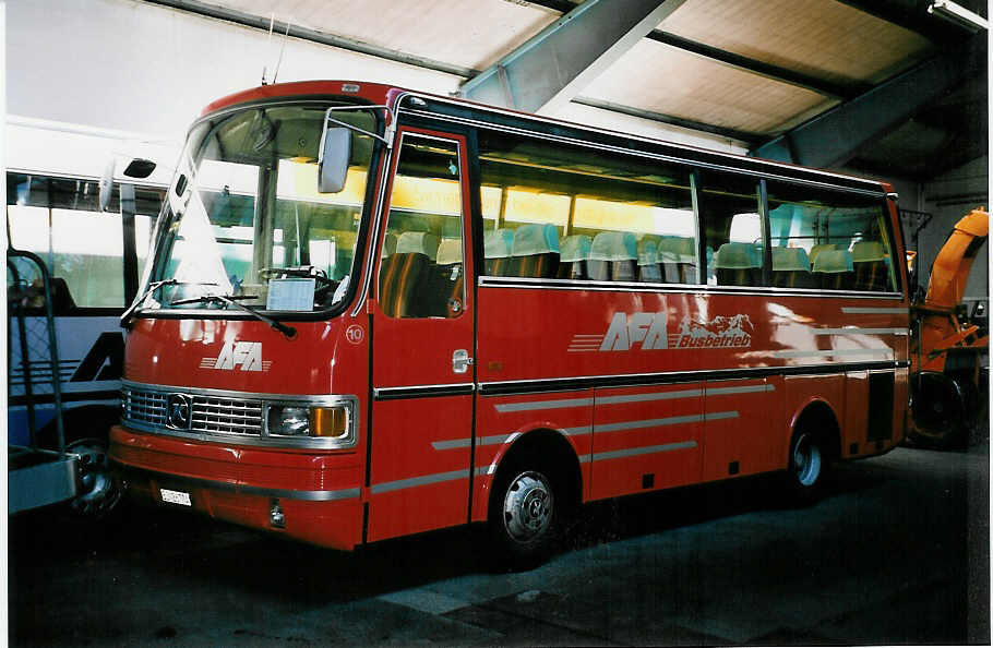 (051'728) - AFA Adelboden - Nr. 10/BE 26'774 - Setra (ex Fr�hlich, Z�rich) am 2. Februar 2002 im Autobahnhof Adelboden