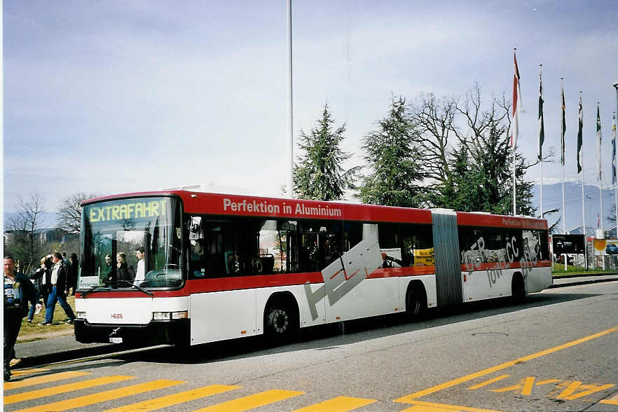 (052'303) - Hess, Bellach - GE 96'943 - Volvo/Hess am 17. M�rz 2002 in Gen�ve, Palexpo (Einsatz TPG)