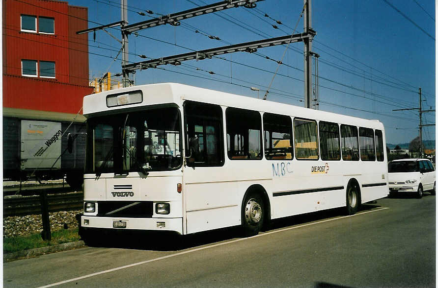 (052'703) - Haldimann, Schwanden b.S. - BE 201'738 - Volvo/Hess am 31. M�rz 2002 in Gwatt, Eisenbahnstrasse