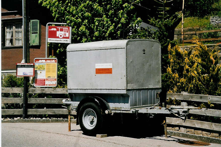 (053'521) - Pieren, Adelboden - Nr. 2 - Aebi Gep�ckanh�nger (ex AFA Adelboden Nr. 2) am 26. Mai 2002 in Adelboden, Mineralquelle