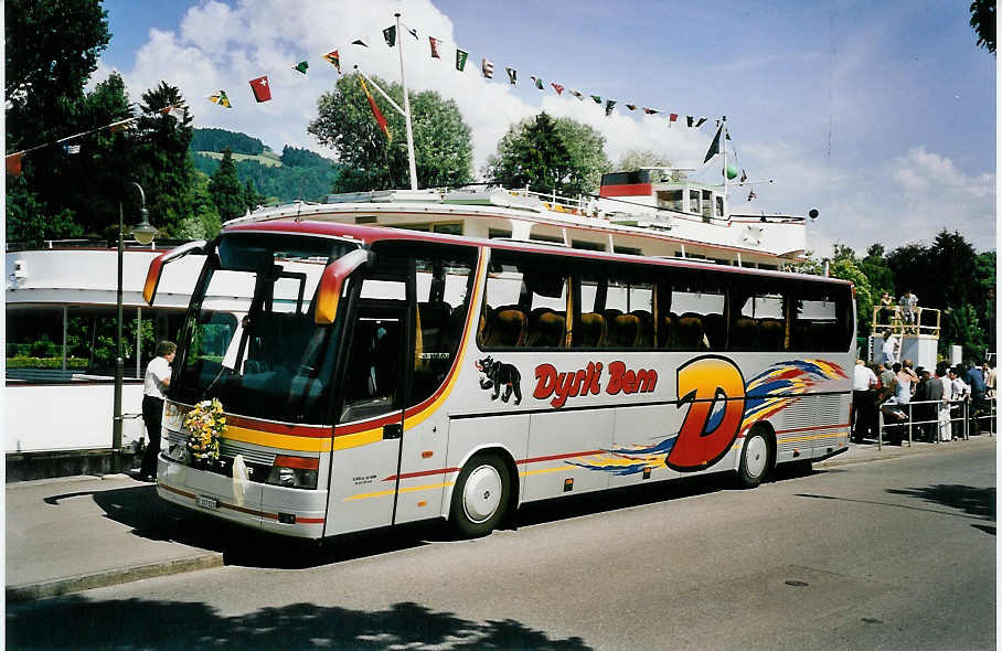 (053'602) - Dysli, Bern - Nr. 22/BE 107'820 - Setra am 1. Juni 2002 bei der Schiffl�ndte Thun