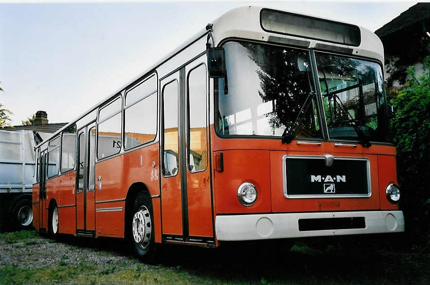 (053'702) - TL Lausanne - Nr. 356 - MAN am 15. Juni 2002 in B�tzberg, Heiniger