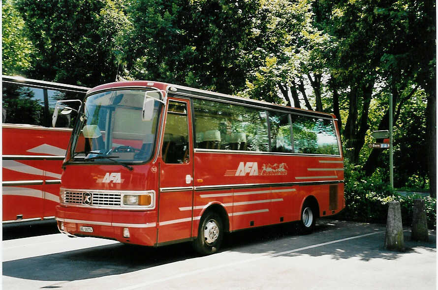 (054'308) - AFA Adelboden - Nr. 10/BE 26'774 - Setra (ex Fr�hlich, Z�rich) am 1. Juli 2002 in Thun, Grabengut
