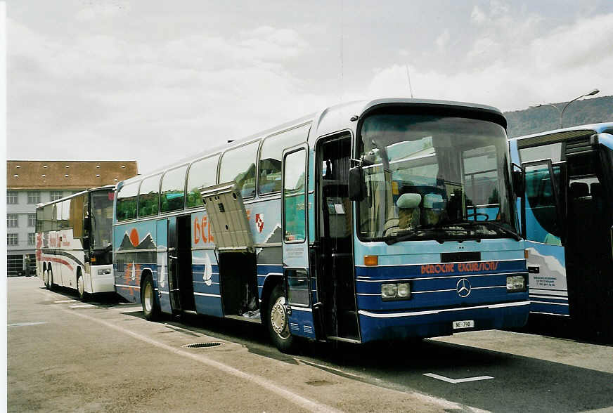 (054'419) - B�roche, Boudry - Nr. 32/NE 790 - Mercedes am 15. Juli 2002 in Biel, Terminal B