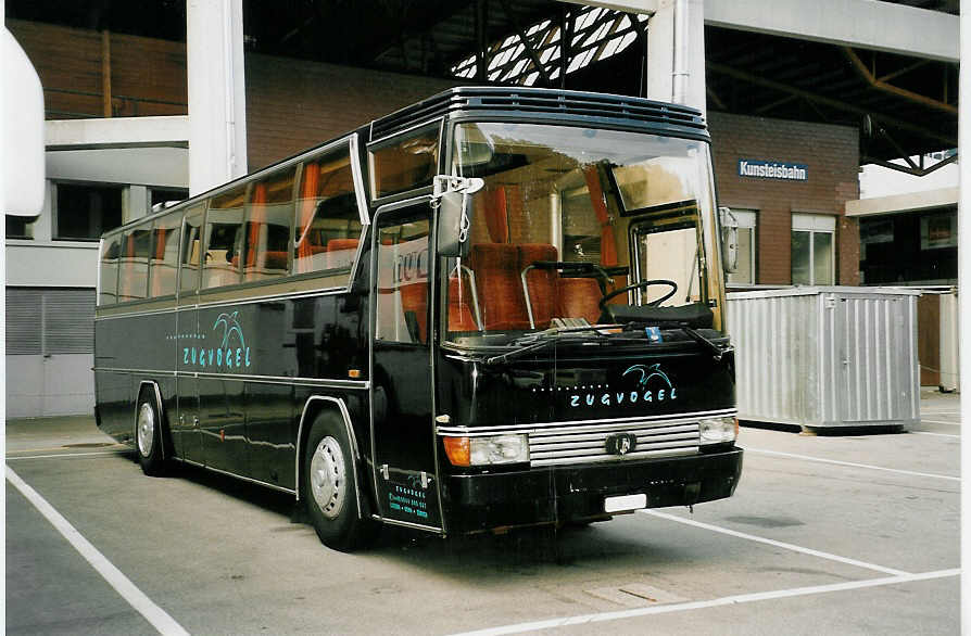 (054'504) - Zugvogel, Littau - LU 15'508 - Dr�gm�ller am 21. Juli 2002 in Thun, Grabengut