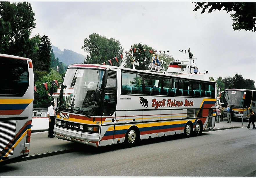 (055'535) - Dysli, Bern - Nr. 20/BE 74'908 - Setra am 29. August 2002 bei der Schiffl�ndte Thun