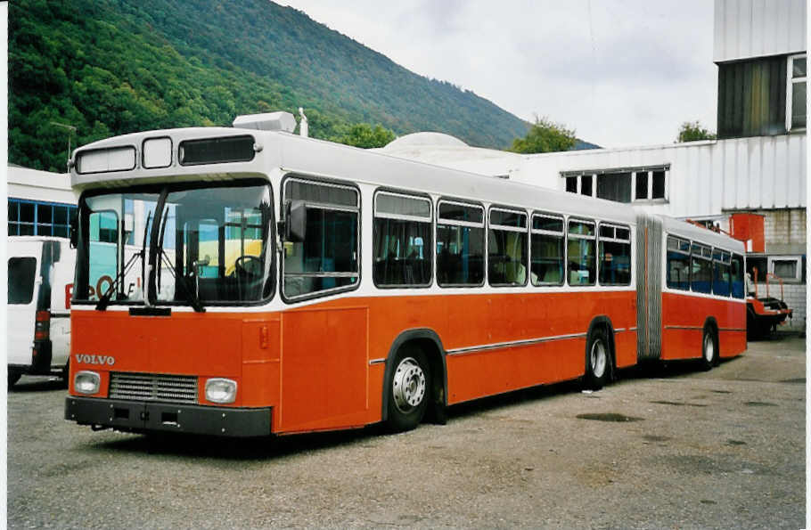 (055'819) - TPG Gen�ve - Nr. 177 - Volvo/R&J-Hess am 31. August 2002 in Biel, BTR