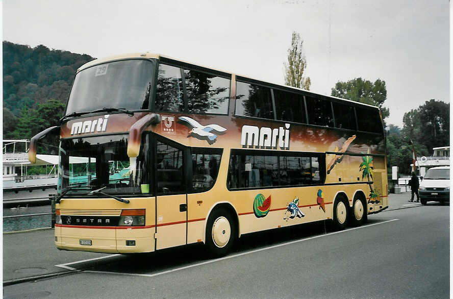 (056'029) - Marti, Kallnach - Nr. 29/BE 572'229 - Setra am 13. September 2002 bei der Schiffl�ndte Thun