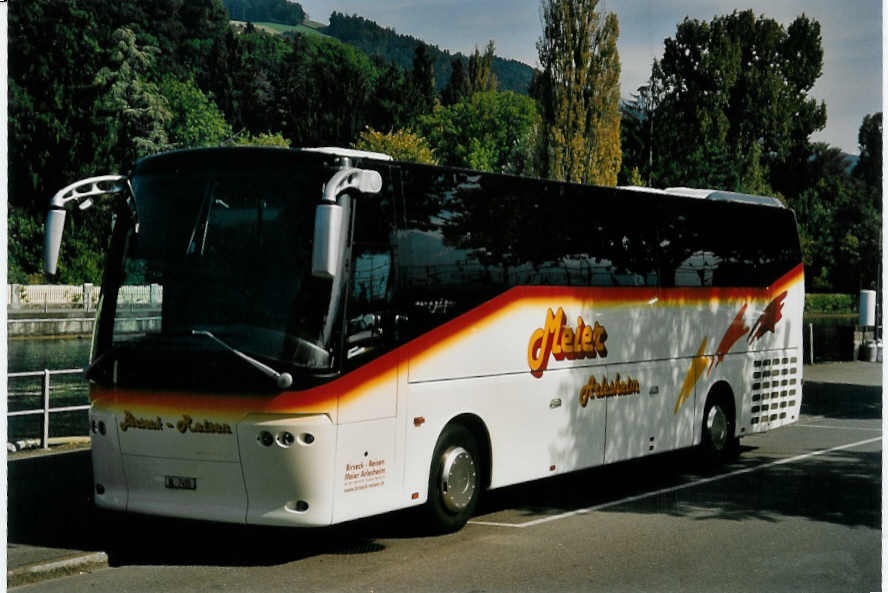 (056'031) - Meier, Arlesheim - BL 7455 - Bova am 16. September 2002 bei der Schiffl�ndte Thun