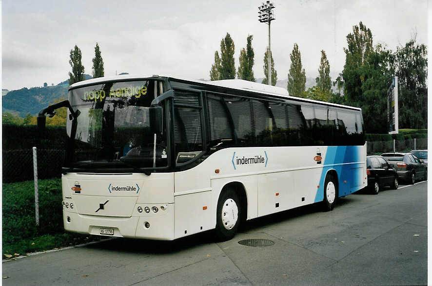 (056'320) - Inderm�hle, Zurzach - AG 17'790 - Volvo am 5. Oktober 2002 in Thun, Stadion Lachen