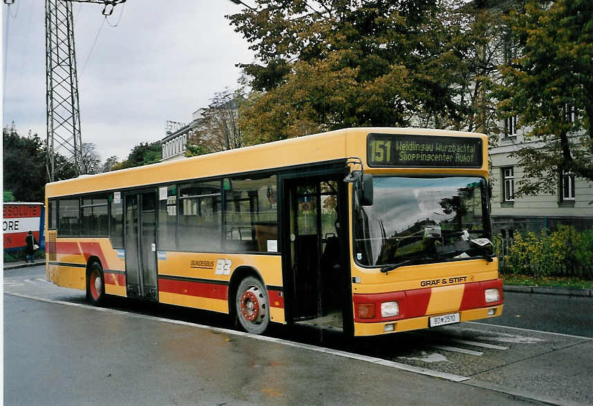 (056'516) - Bundesbus - BD 2510 - Gr�f&Stift am 8. Oktober 2002 in Wien, H�tteldorf