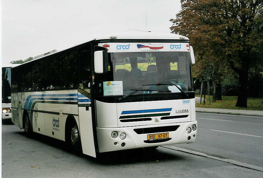 (056'605) - Aus der Tschechoslowakei: CSAD Brno - BSE-97-01 - Karosa am 9. Oktober 2002 in Wien, Sch�nbrunn