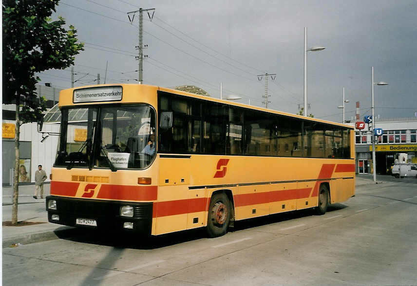 (056'708) - �BB - BD 2477 - Gr�f&Stift am 9. Oktober 2002 in Wien, Simmering