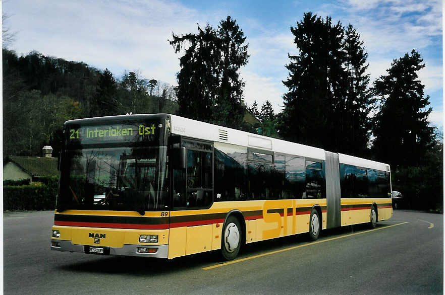 (057'527) - STI Thun - Nr. 89/BE 572'089 - MAN am 1. Dezember 2002 bei der Schiffl�ndte Thun