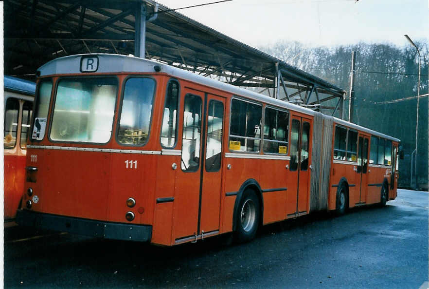 (058'235) - TPG Gen�ve (AGMT) - Nr. 111 - FBW/Hess am 1. Januar 2003 in Gen�ve, D�p�t