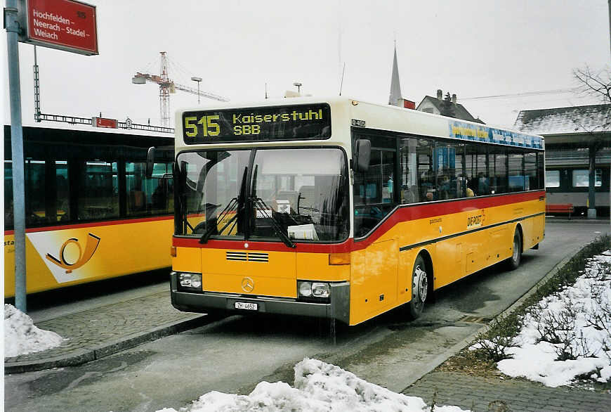 (058'837) - ASN Stadel - ZH 4652 - Mercedes am 20. Februar 2003 beim Bahnhof B�lach